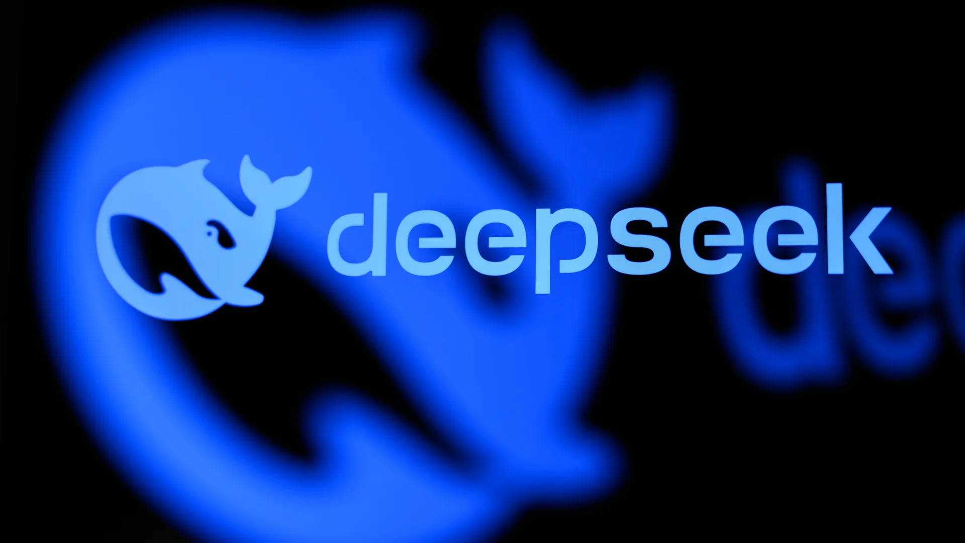 手把手教你从零开始手搓 DeepSeek-R1 + Chatbox 可视化